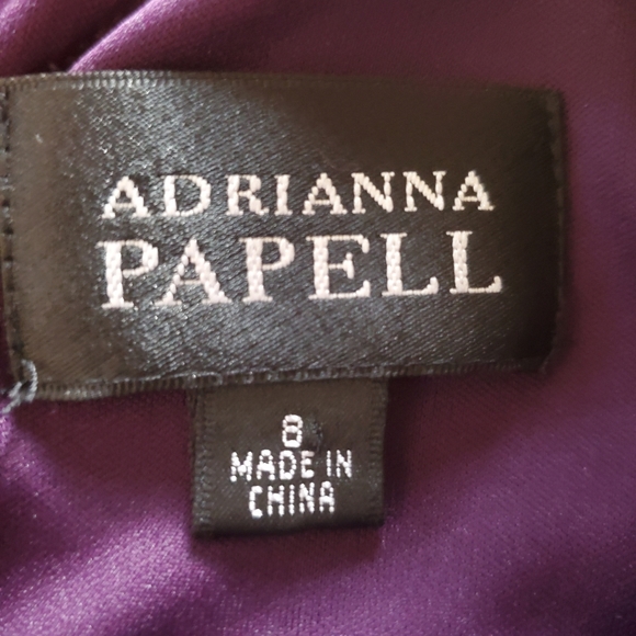 Dress - Picture 3 of 3